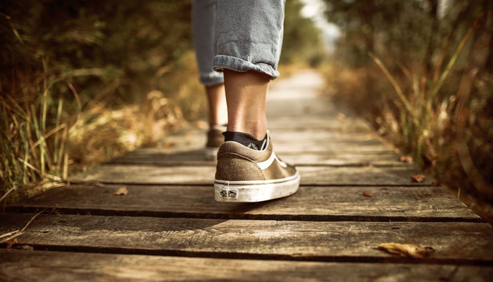 Choosing comfortable, well-fitting footwear